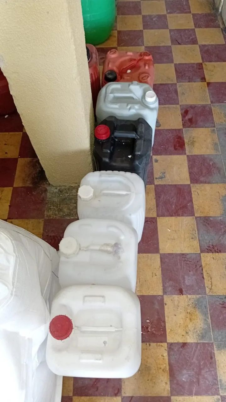 Galões 20L a 30L