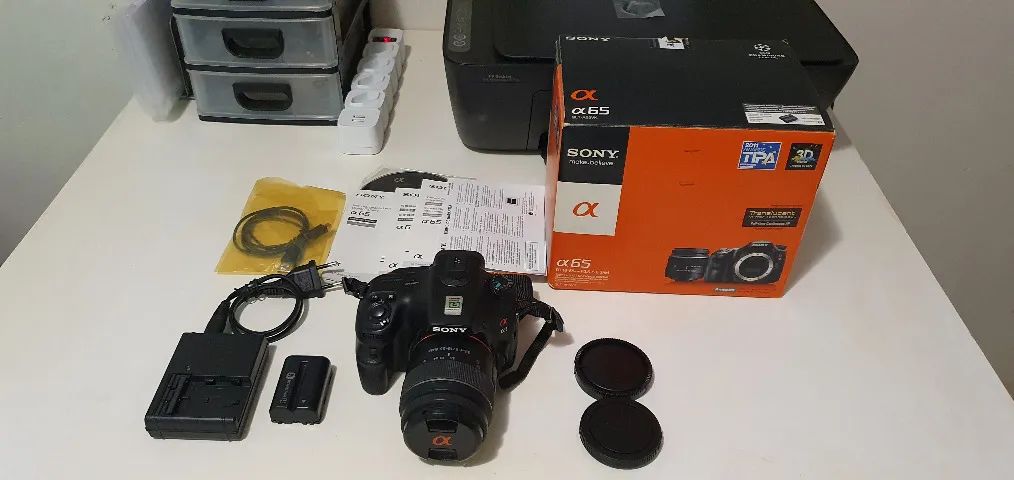 CÂMERA SONY ALPHA 65 + LENTE DT 18-55mm +  LENTE DT 30mm MACRO