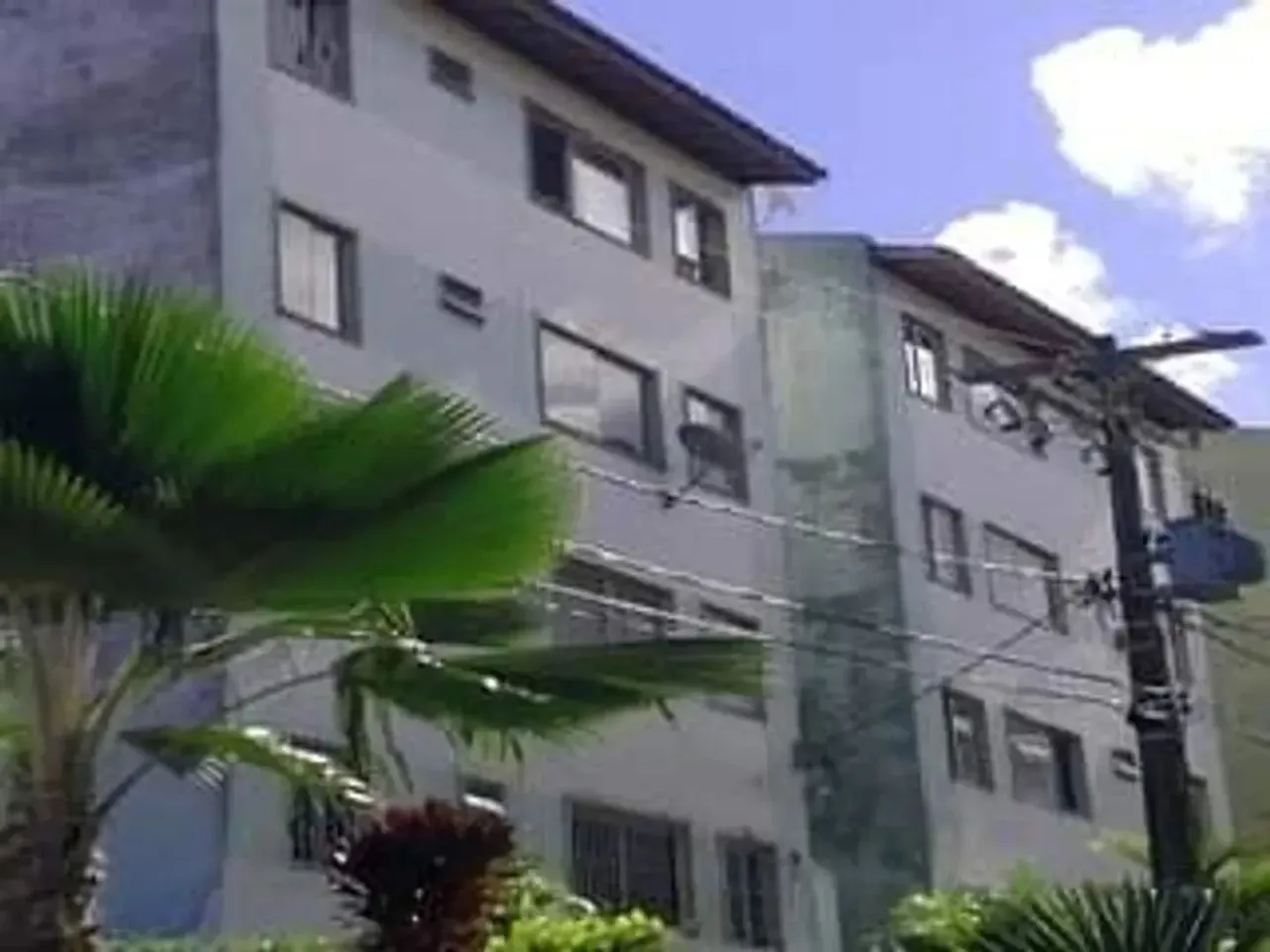 Apartamento em Rua Hélio Freire dos Prazeres - Cajazeiras II - Salvador/BA