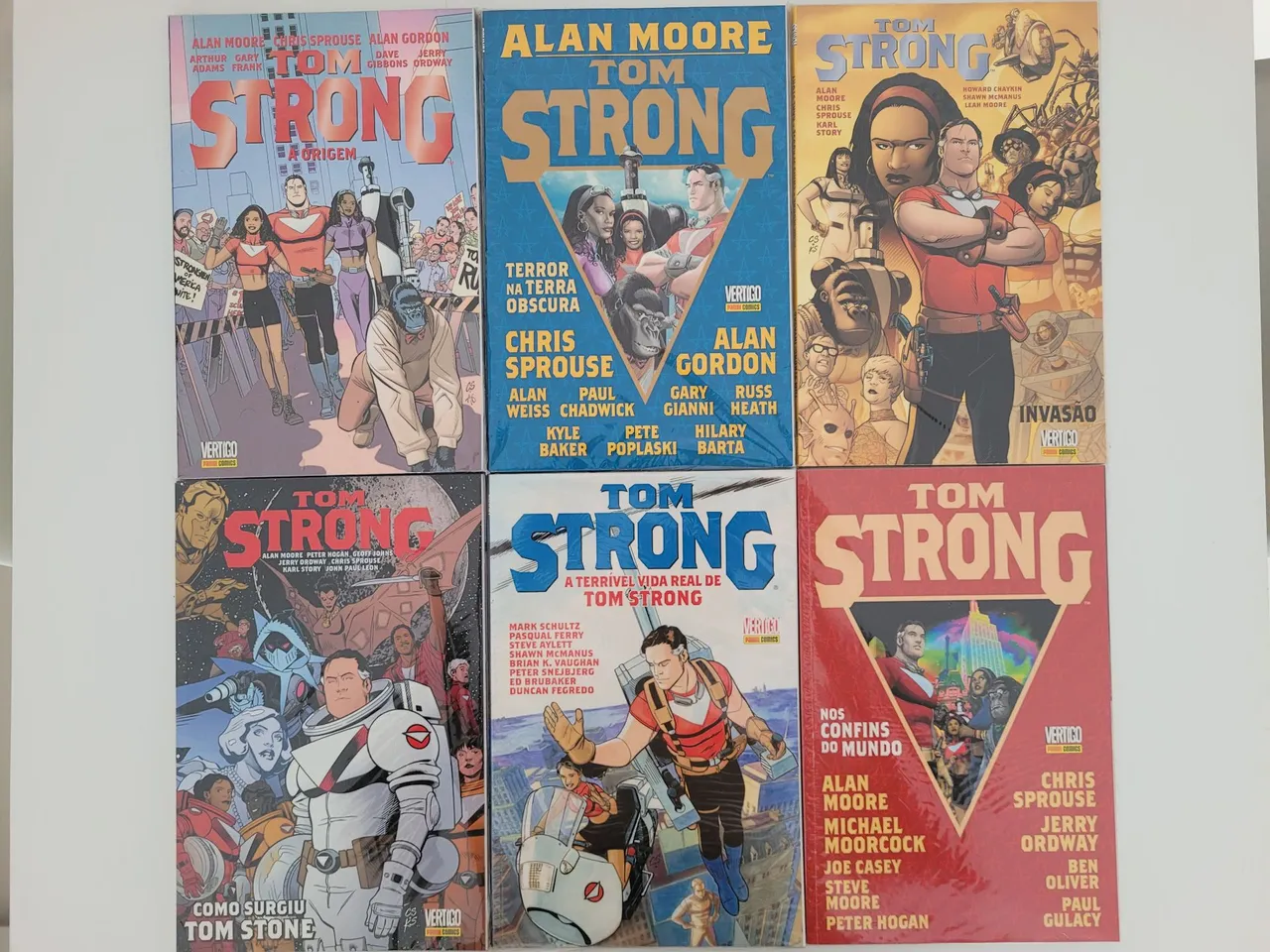 Coleção Tom Strong - Alan Moore & Chris Sprouse