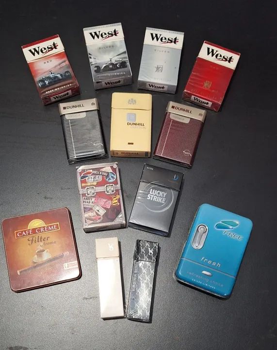Coleção de Pacotes de Cigarro Marlboro,  Carton, Freeman e Luck Strike. - Foto 5