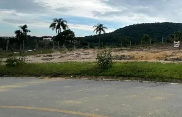 Terreno à Venda no Loteamento Bosque São José
