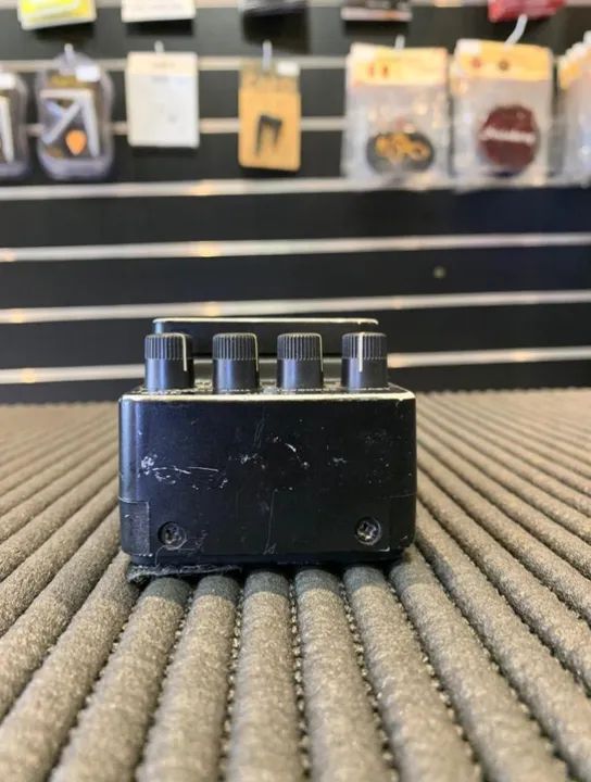 Pedal Behringer Digital Delay DD400 - Foto 4