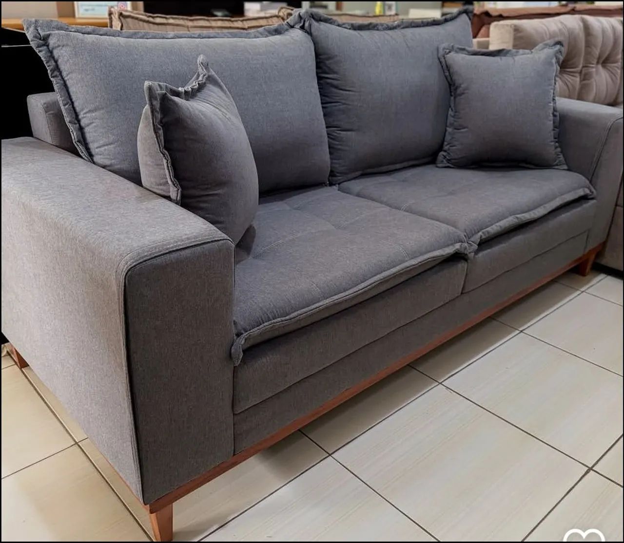 Sofá 3 lugares Design Búzios 2 Metros - oferta Black Friday  - Foto 2