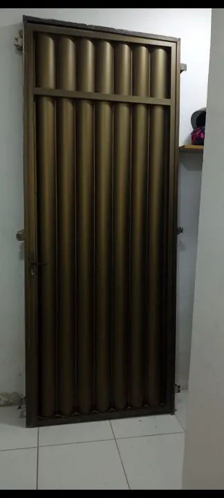 Portão alumínio bronze 