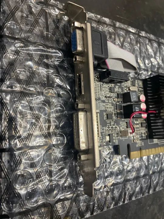 Placa de Vídeo GT730 4Gb - Foto 3