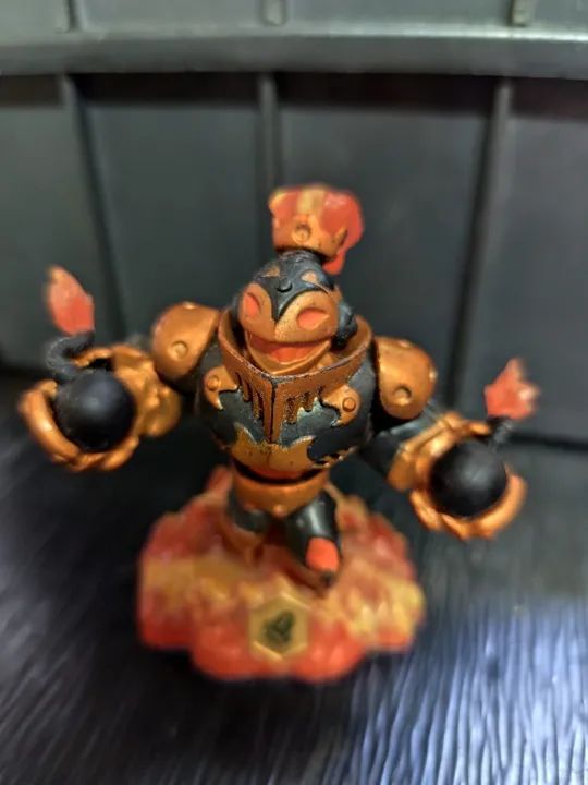 Boneco Skylanders Swap Force Blast Zone