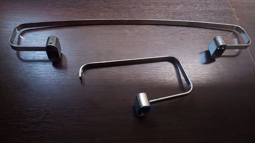 KIT PORTA TOALHAS DE BANHEIRO DE METAL- 2PCS. MAT. DEMOLIÇÃO - Foto 2