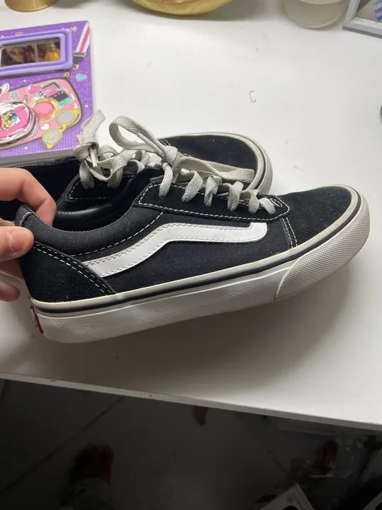 Tênis Vans usado apenas duas vezes