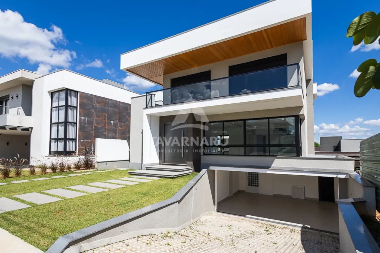 Casa em Condomínio Fechado ? Alphaville