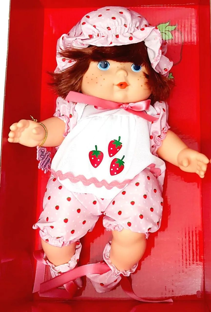 Boneca Bebê Moranguinho Relançamento Clássico 1984 - Foto 3