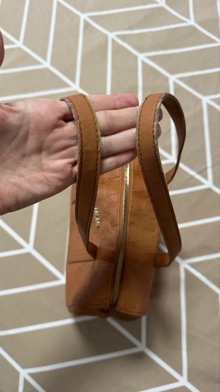 Bolsa Colcci modelo Baú - Foto 3