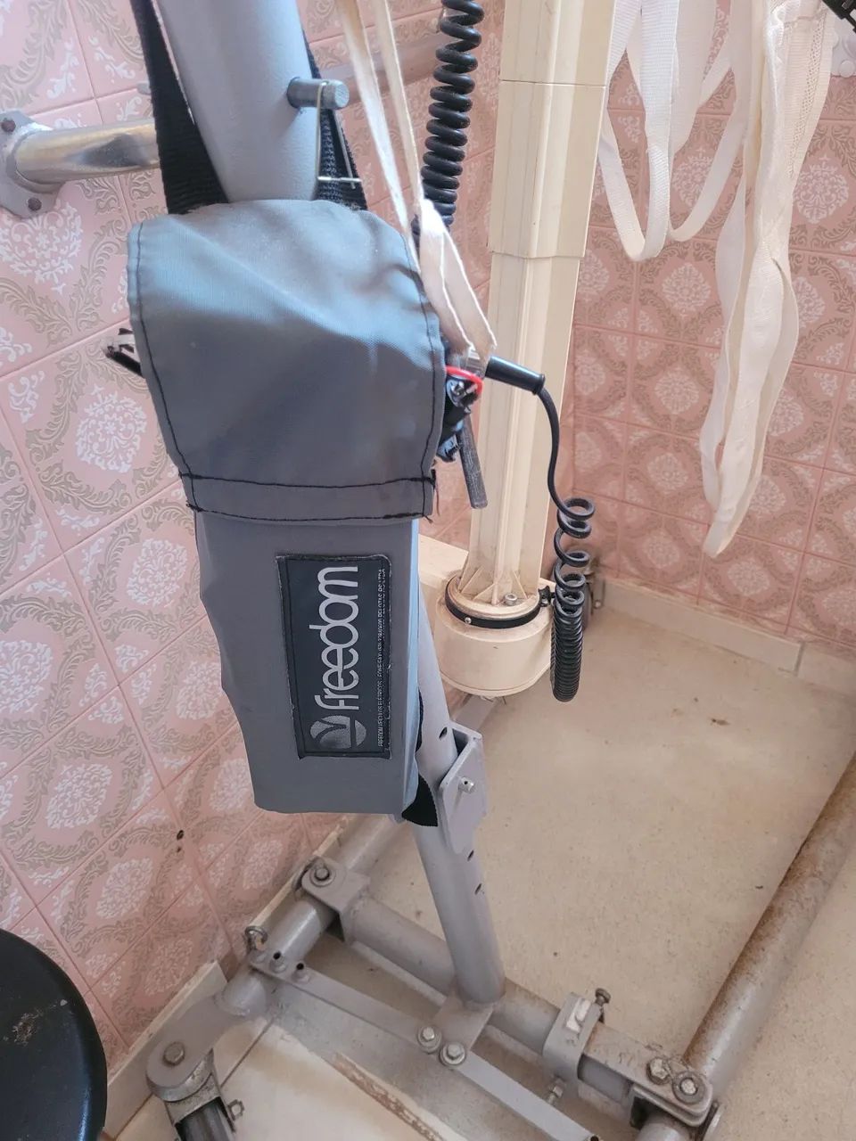 Guindaste eletrico para acamado até 180kg - Foto 3