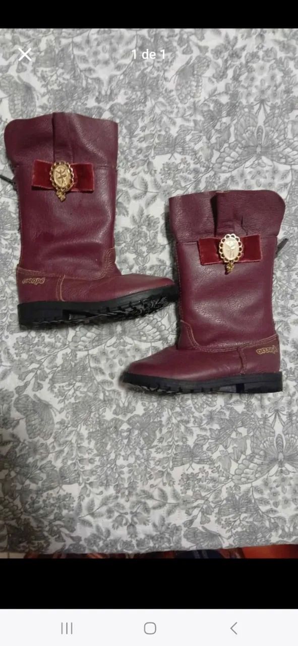 Bota infantil Ortopé em couro tamanho 20 