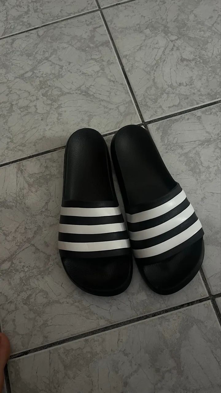 Chinelo adidas 