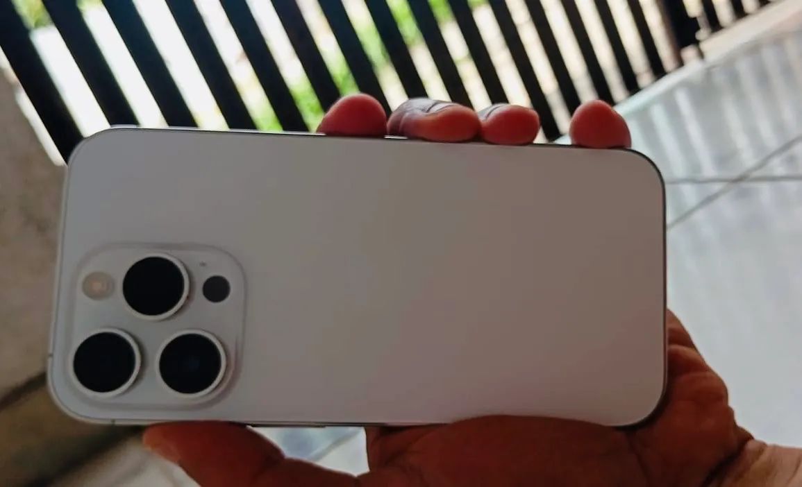 Vendo ou troco iPhone 14 Pro  - Foto 3