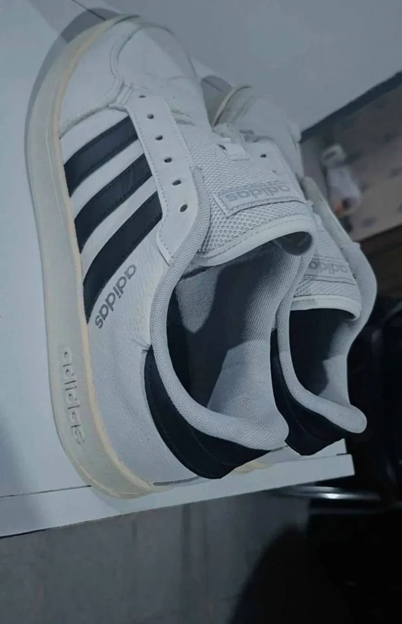 Tênis Adidas n°38