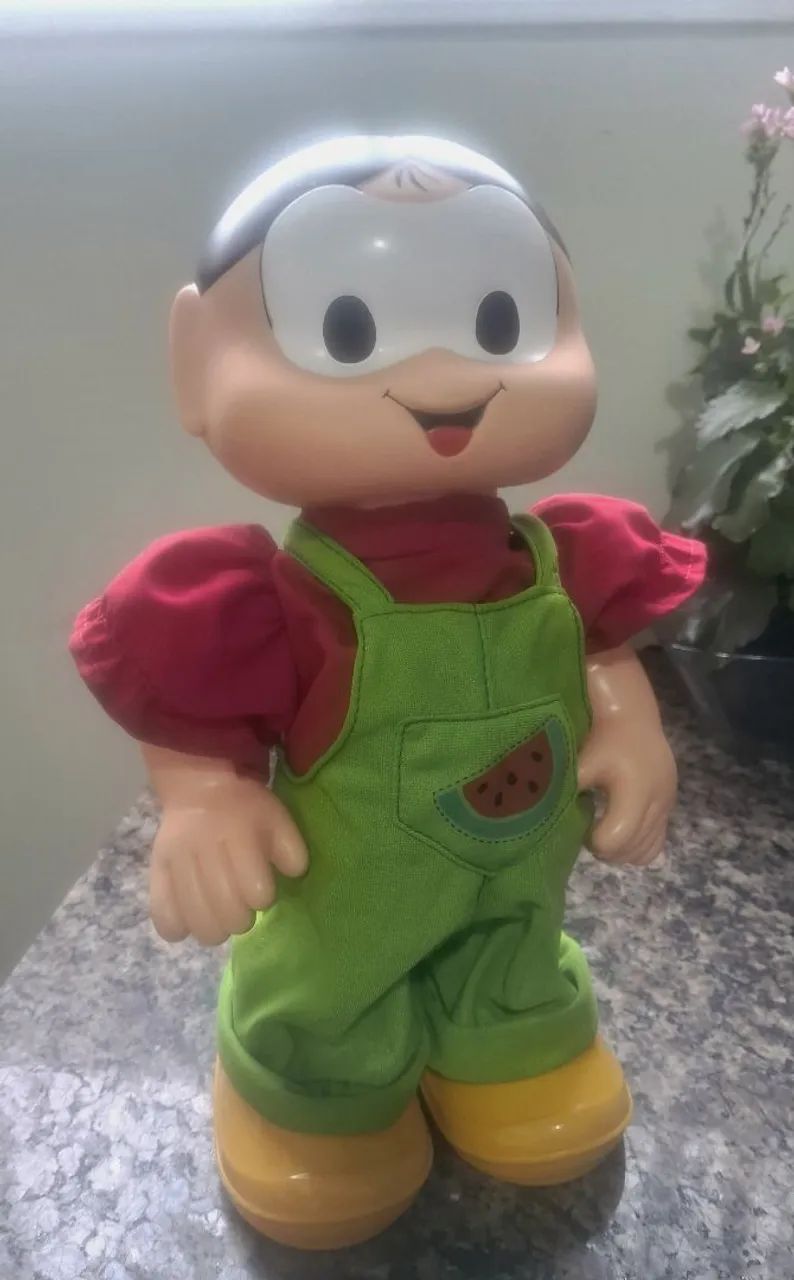 Boneca Magali Grow 