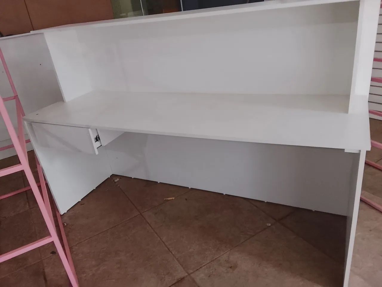 Balcão com MDF para comercio 