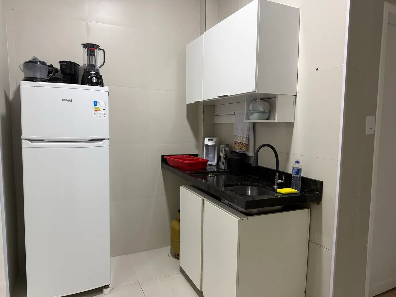 Quarto na ondina próx ufba  - Foto 5