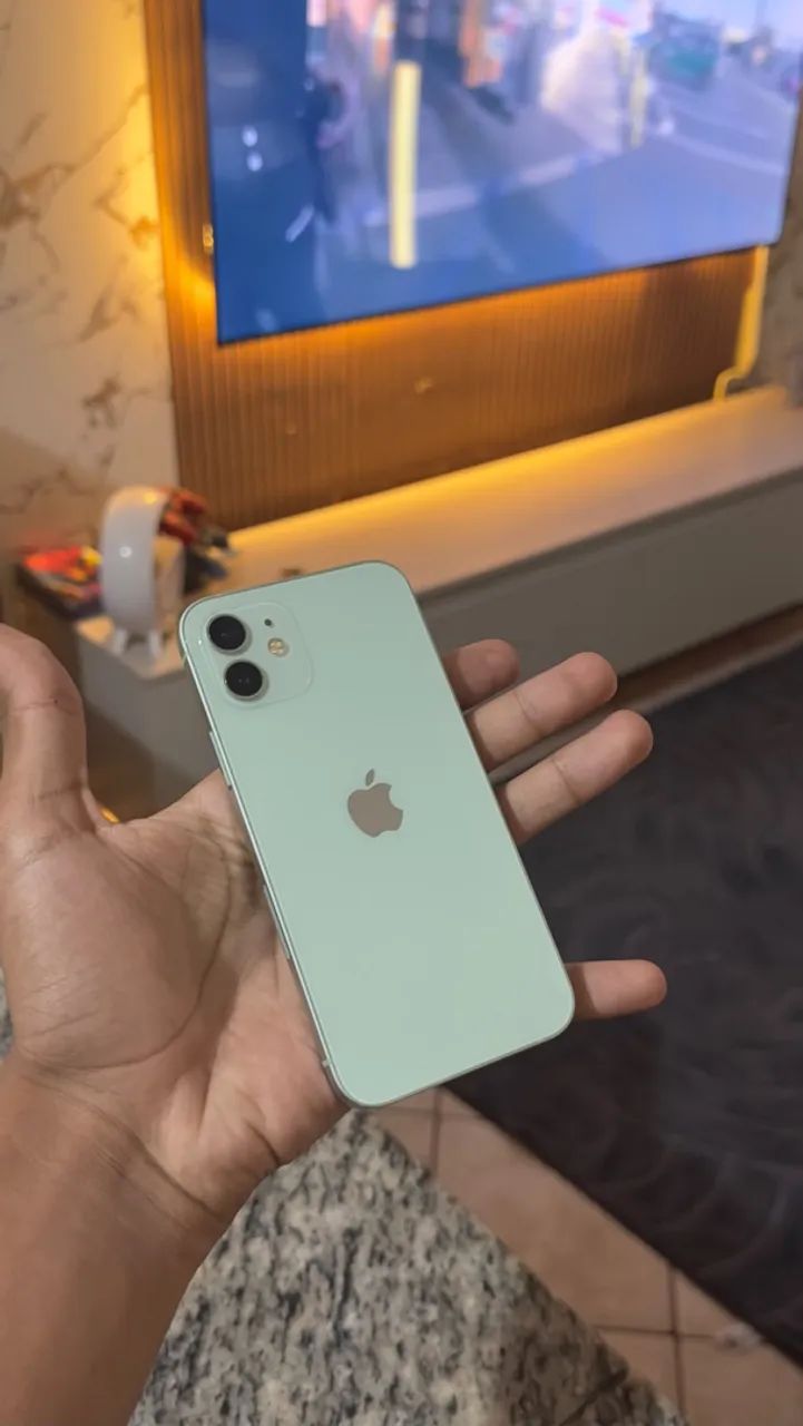 iPhone 12