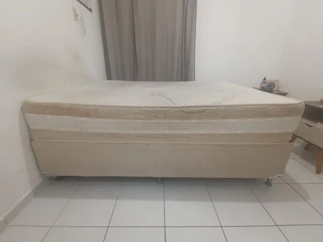 Cama box de casal para doação 