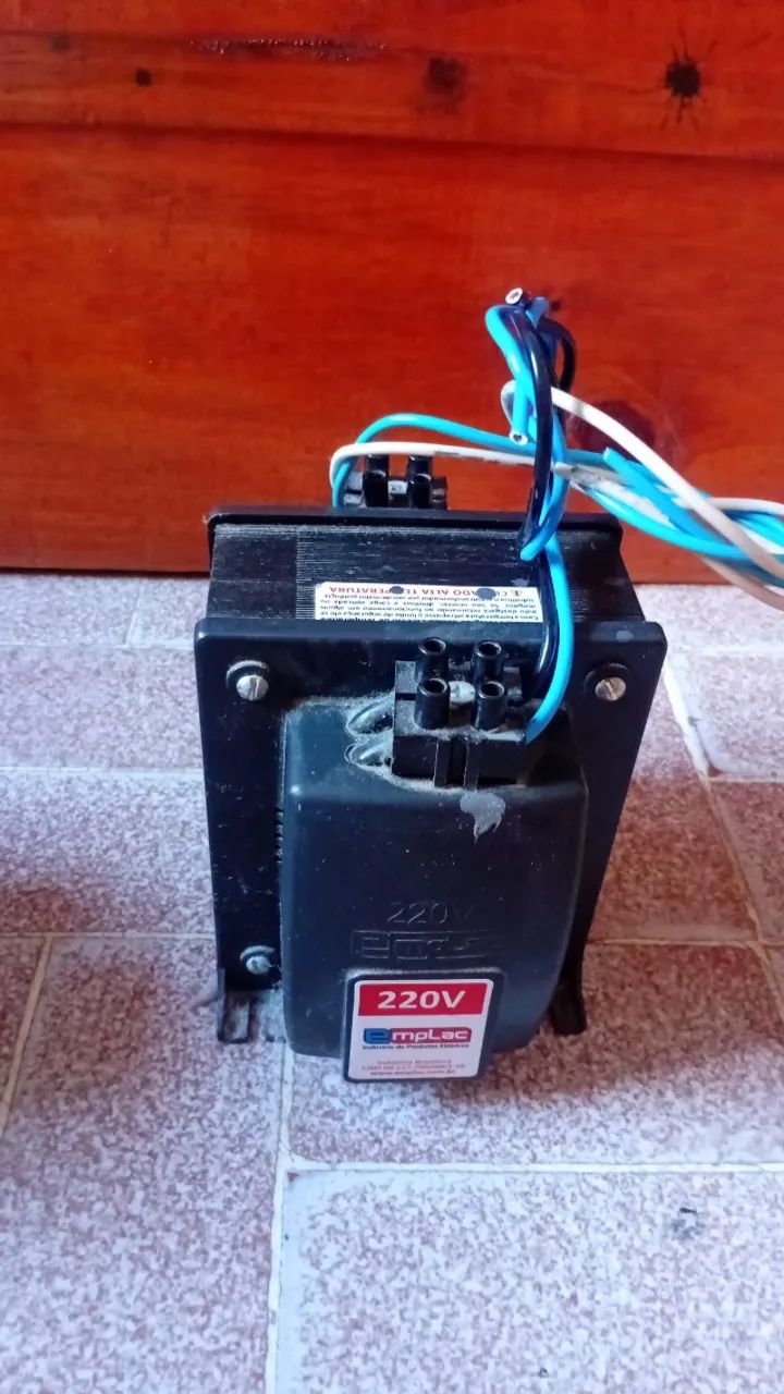 Transformador 127v / 220v - Foto 3