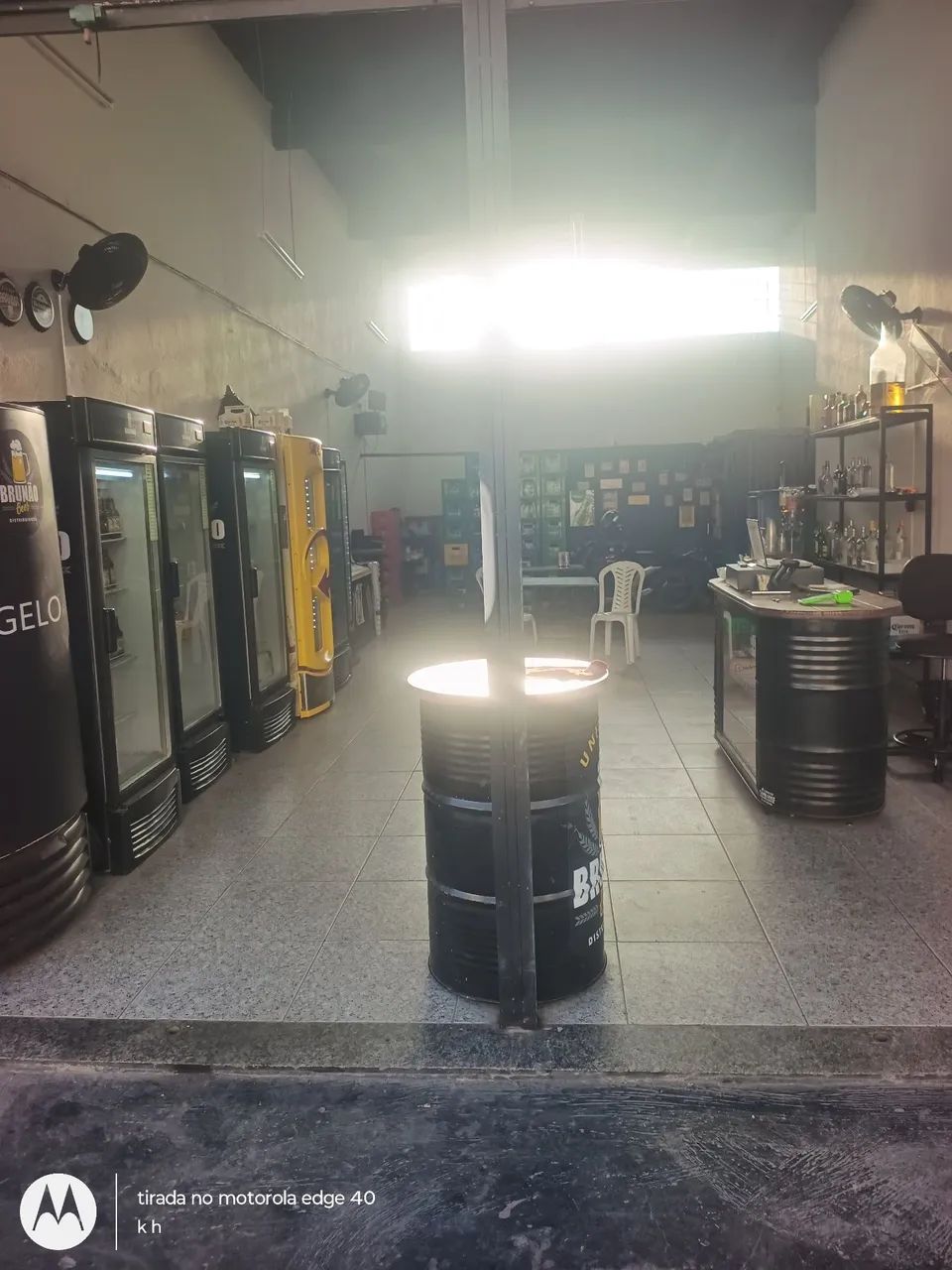 Passa se ponto de distribuidora 