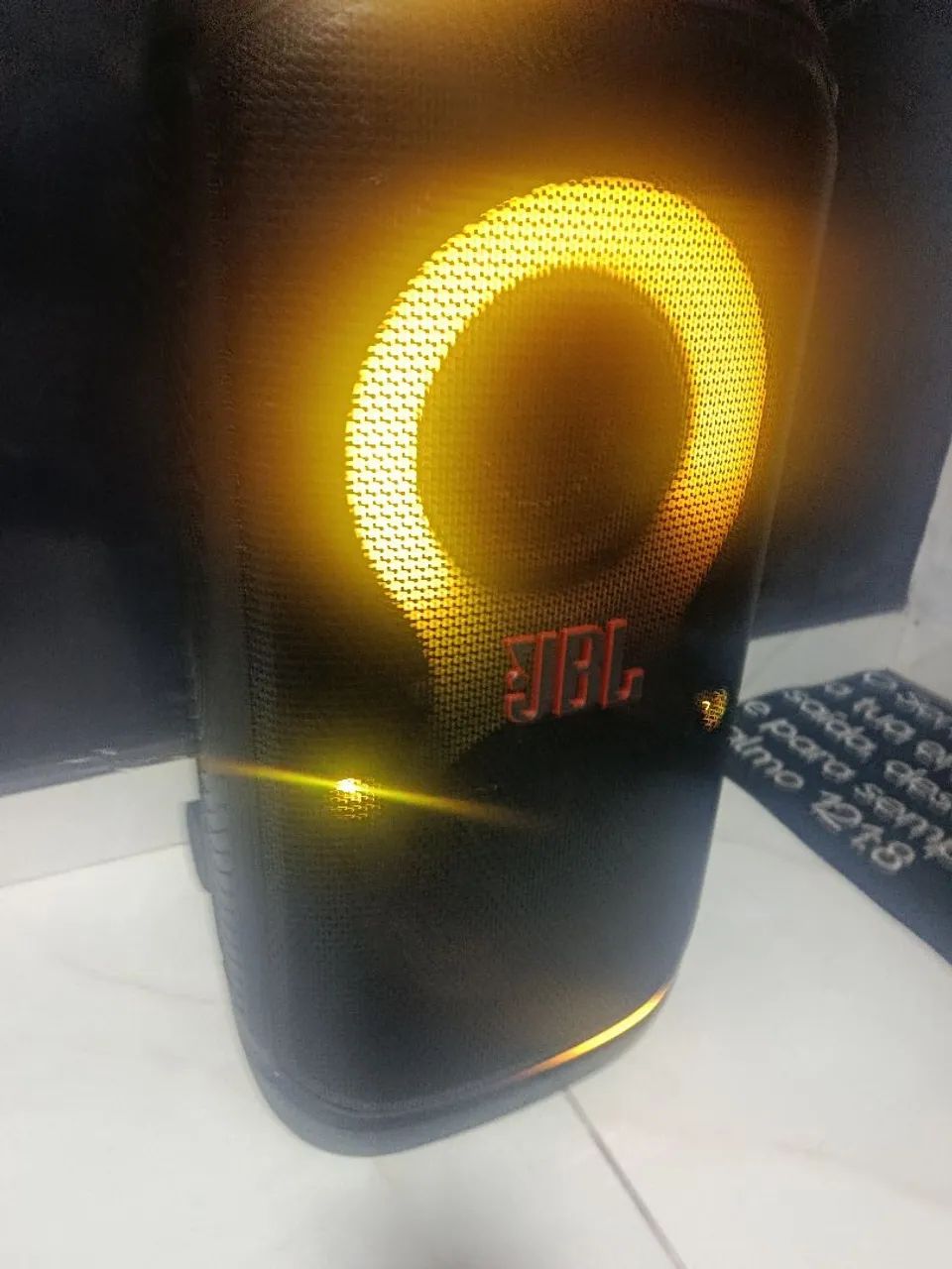JBL 320 preta ( semi nova em ótimo estado de uso )