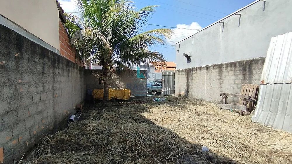 TERRENO PLANO E MURADO NO JARDIM PRIMAVERA-SP
