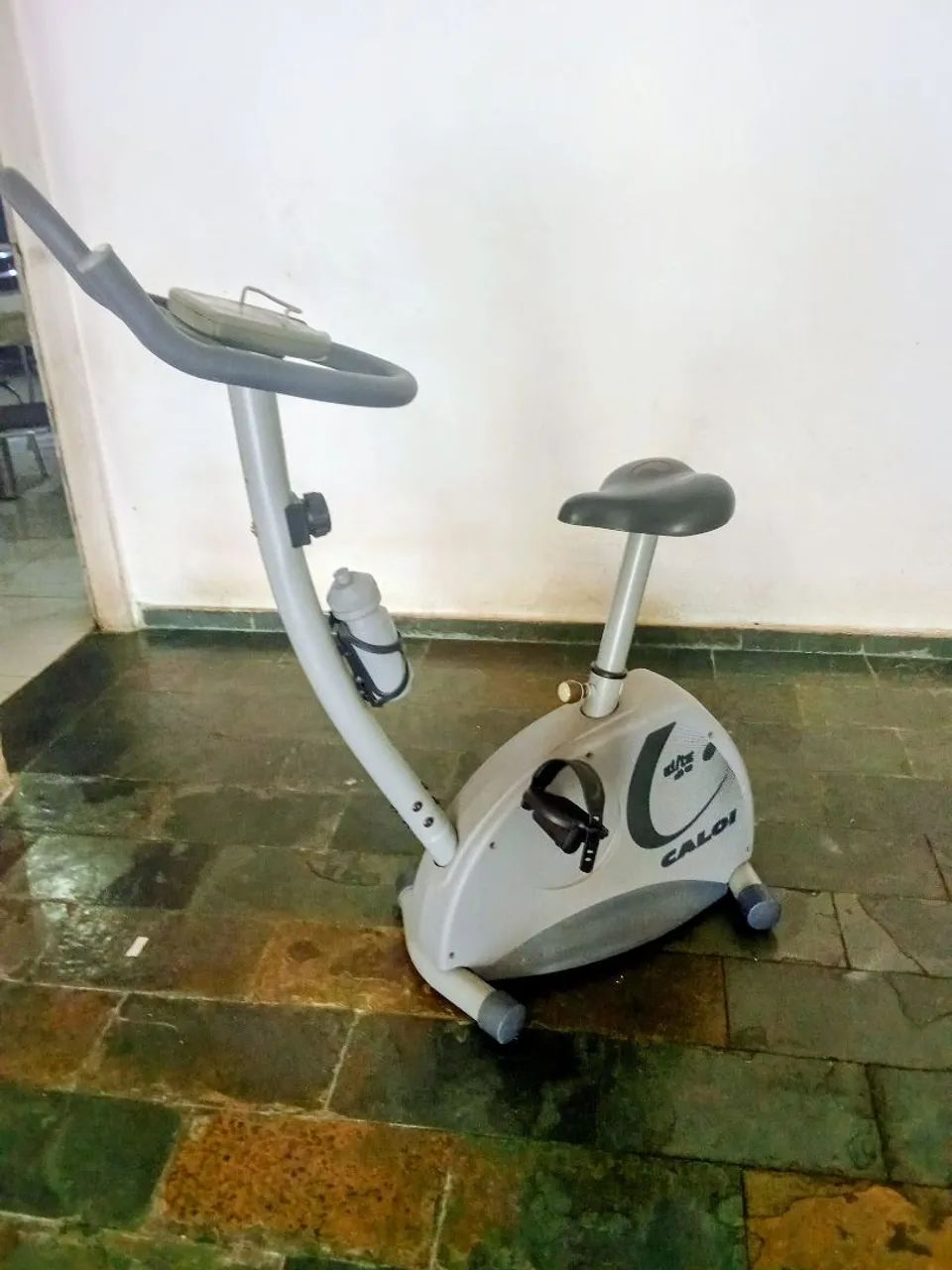 Bicicleta vertical Caloi , funcionando perfeitamente  - Foto 4