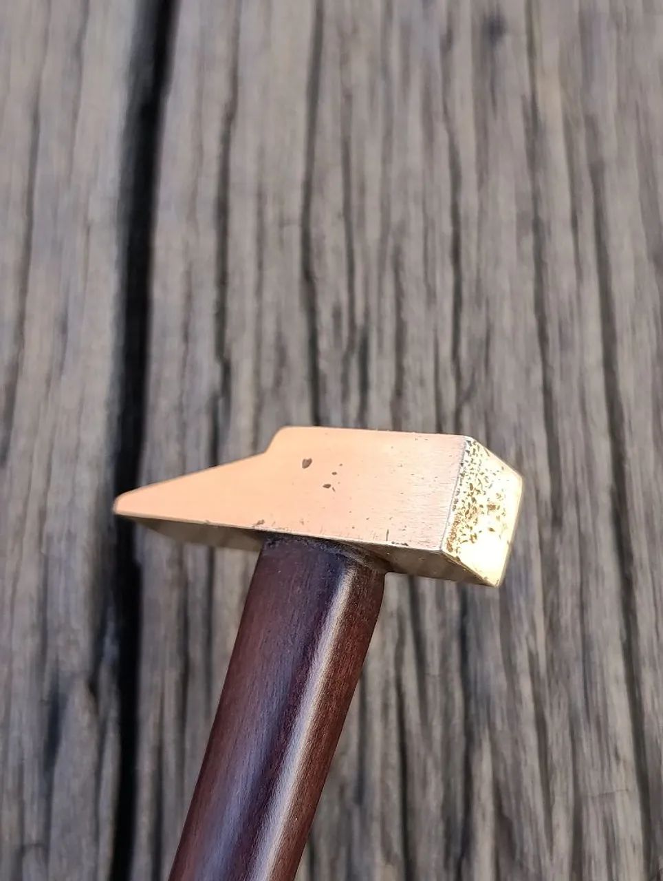 Martelinho de latão antigo  - Foto 3
