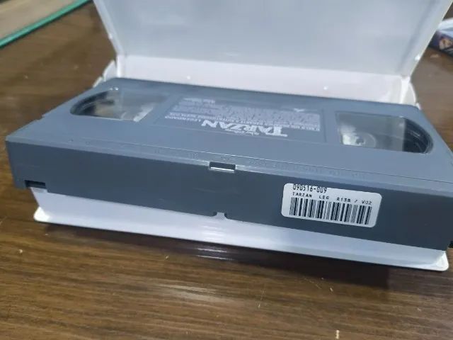 FITA VHS TARZAN LEGENDADO  - BEM CONSERVADA  - Foto 4