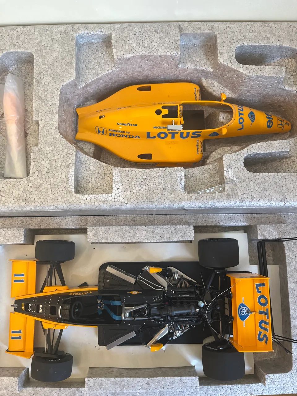 Satoru Nakajima F1 Team Lotus Type 99T Japanese GP 1987 Autoart