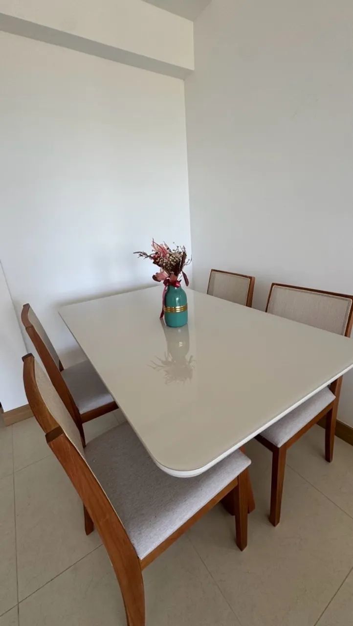 Mesa 4 cadeiras 