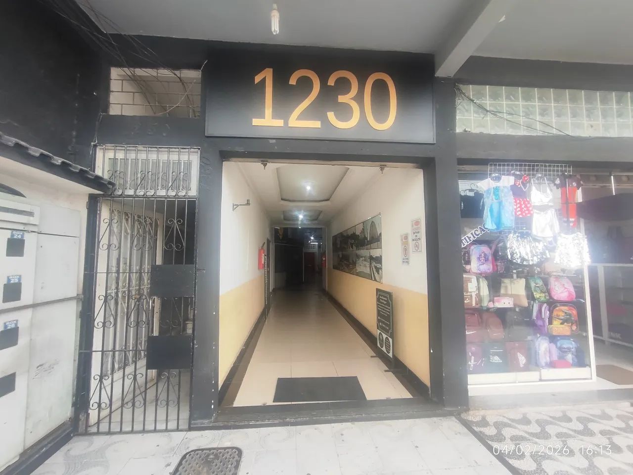 Alugo Duas lojas bairro Sta Cruz RJ  - Foto 2