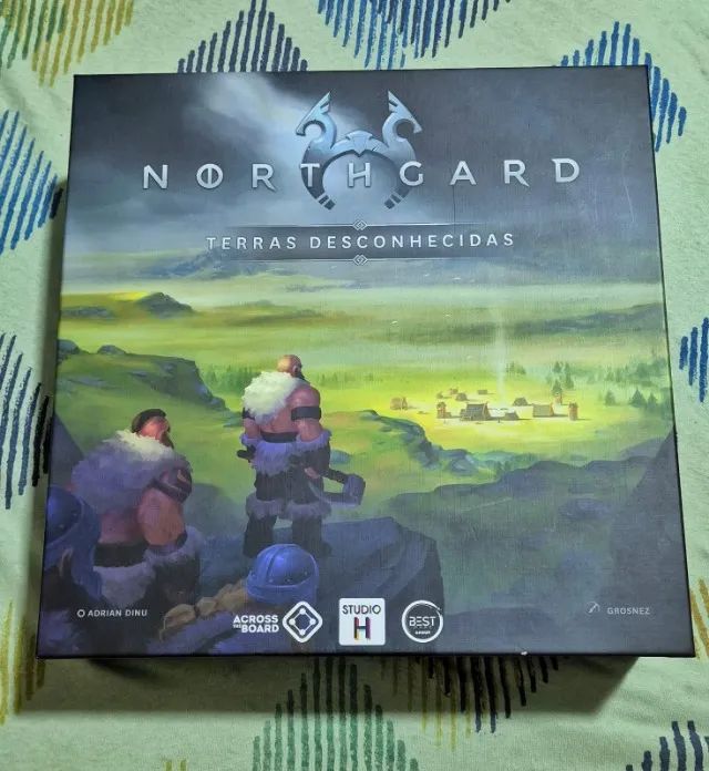 Northgard: Terras Desconhecidas - Jogo de Tabuleiro Completo e Conservado