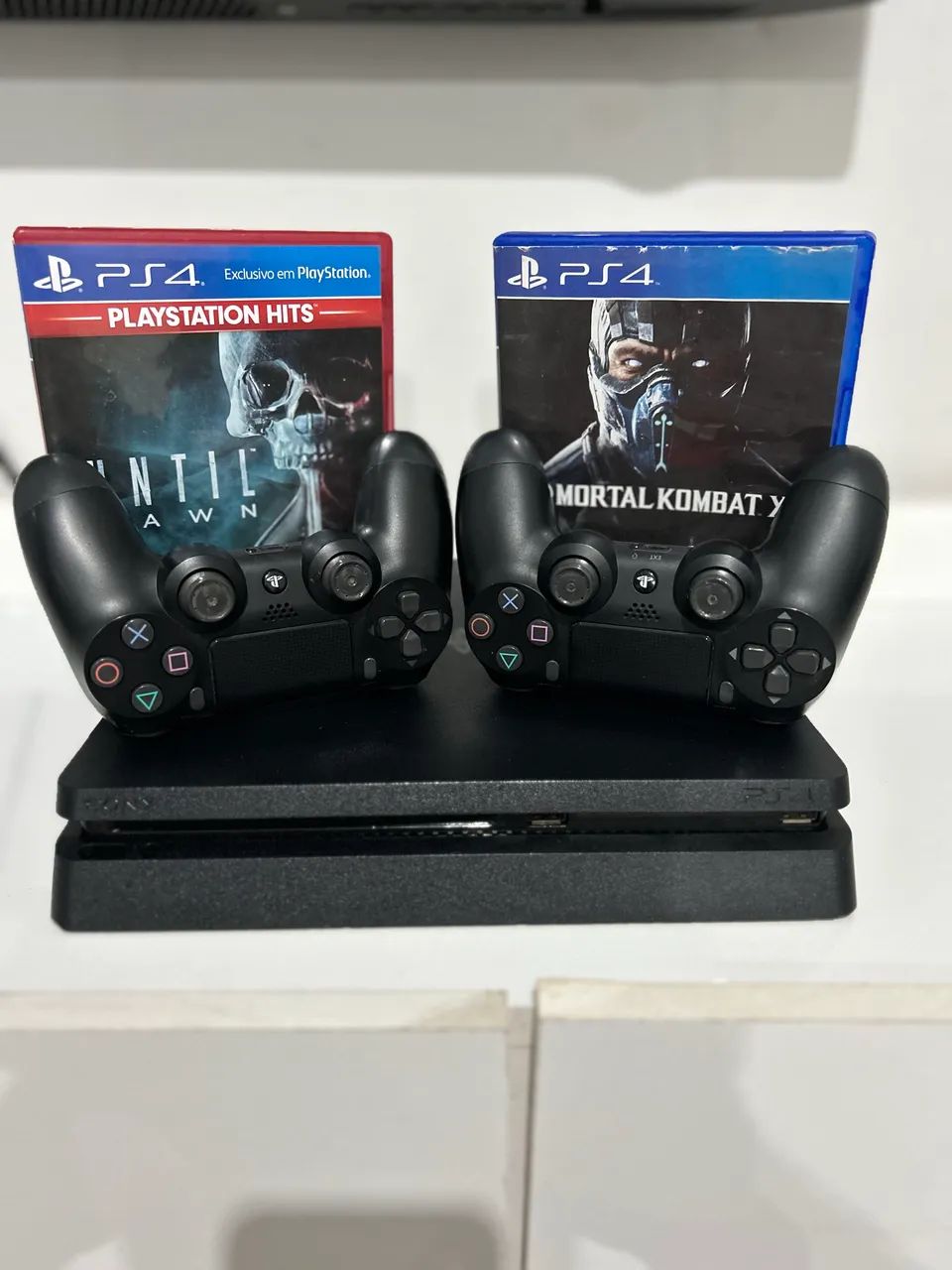 Ps4 slim 1TB + 2 controles - Foto 3