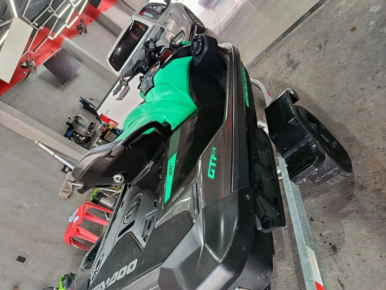 Jetski GTI se com som original - Foto 3