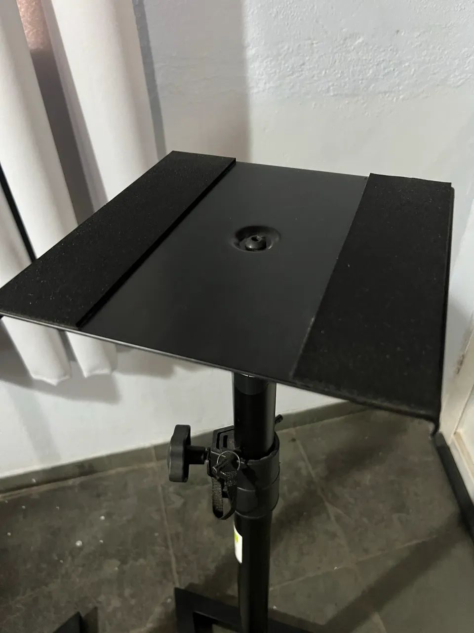 Pedestal para monitor de áudio profissional/home studio - Foto 3