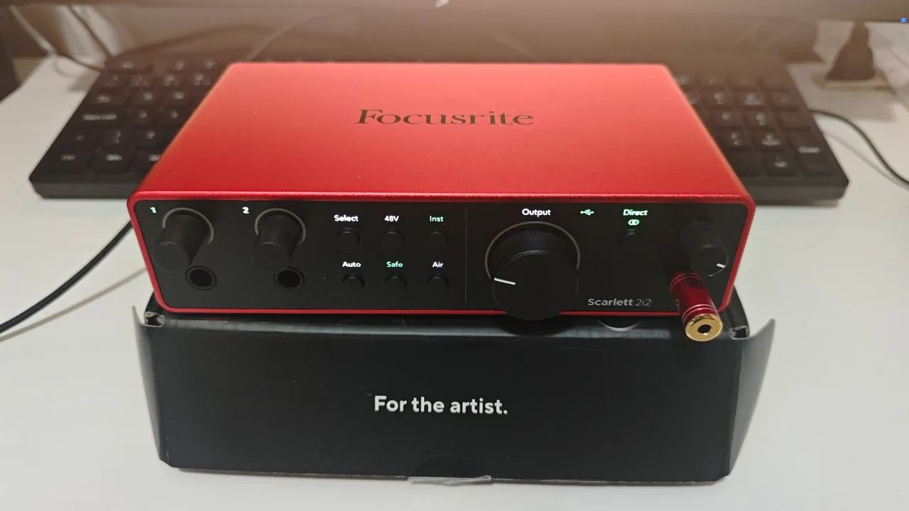 Focusrite Scarlett 2i2 4ª Geração - Foto 2