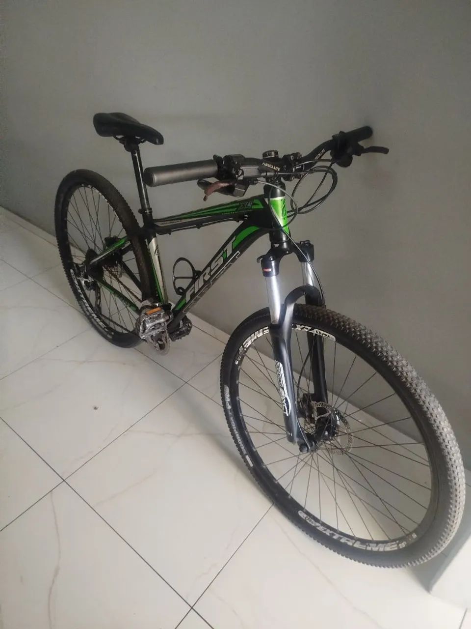 BIKE FIRST, BEM CONSERVADA. - Foto 5