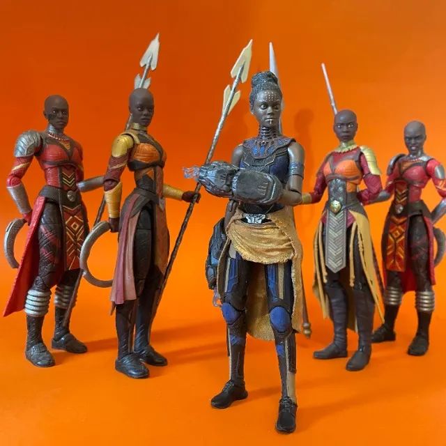 Marvel Legends mega lote Pantera Negra - Dora Milaje squad + Shuri - Foto 4