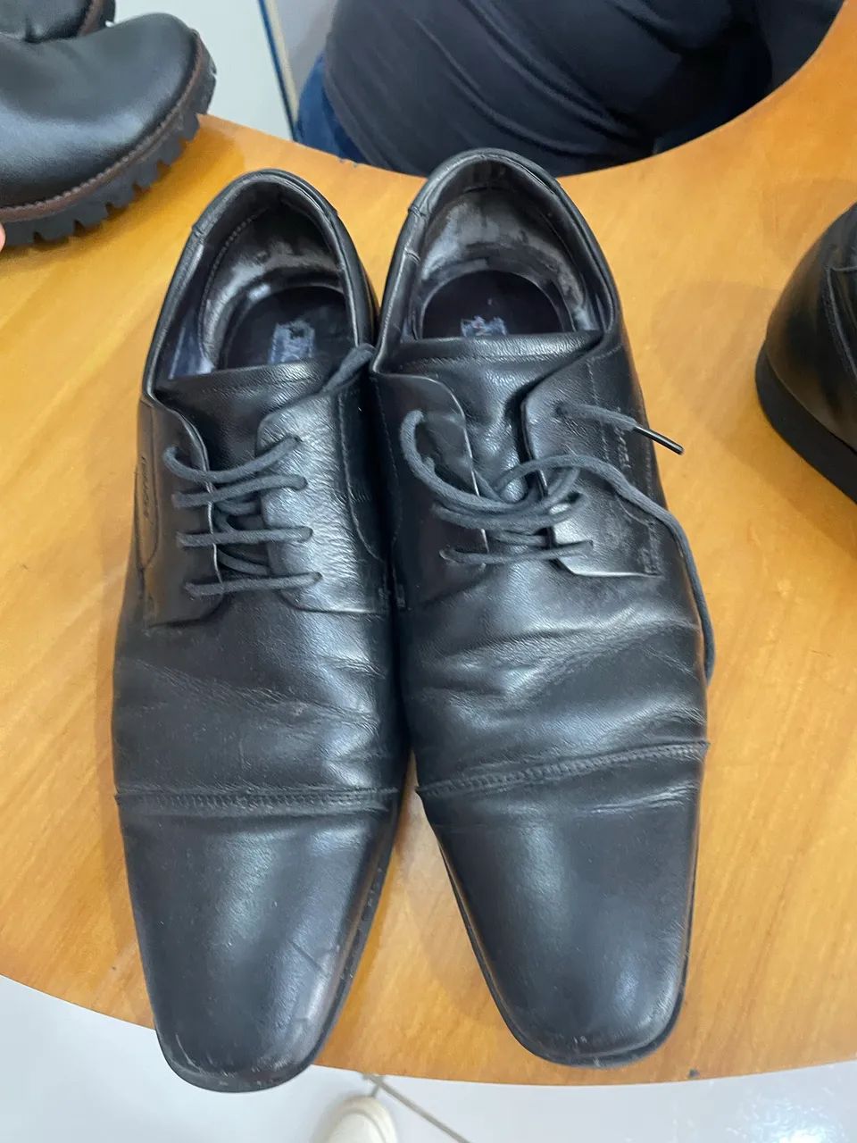 Sapato ferracini preto tam 42