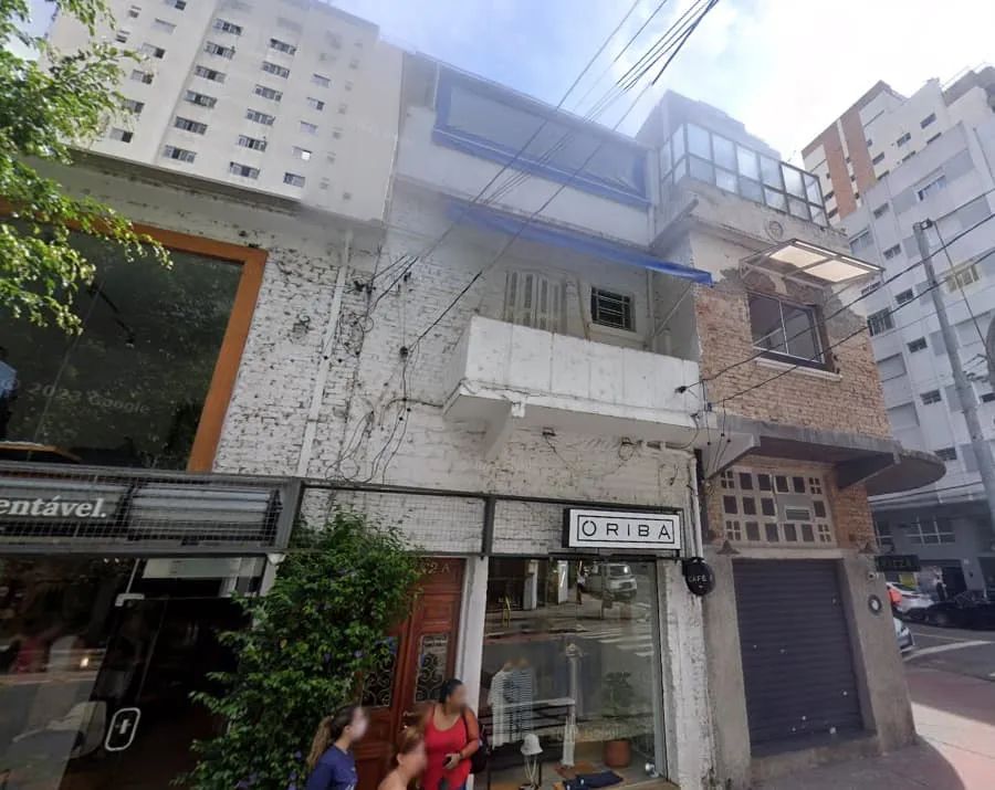 Casa comercial na Rua Artur Azevedo, 1282  145 m²