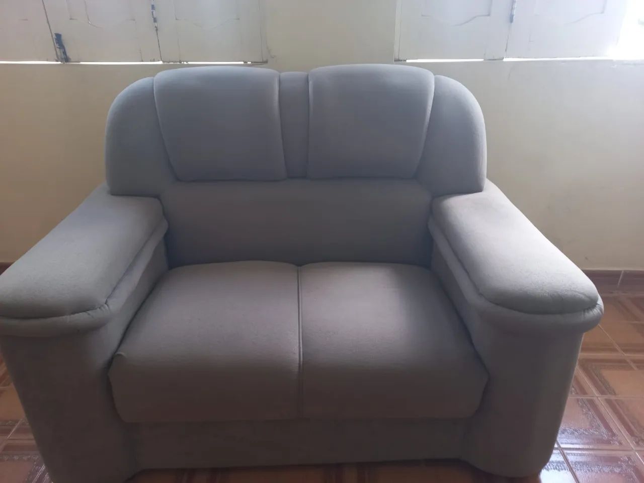 Sofá- conservado, em ótimo estado. 