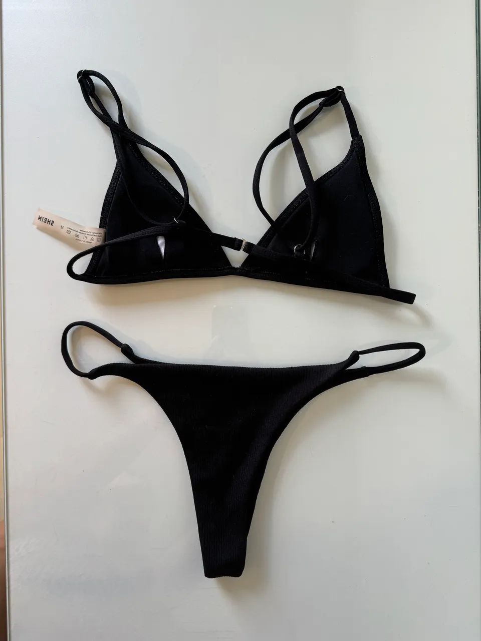 biquíni preto canelado shein - Foto 3