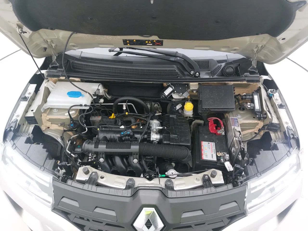 Renault Kwid 1.0 Zen, foto 10 de 18