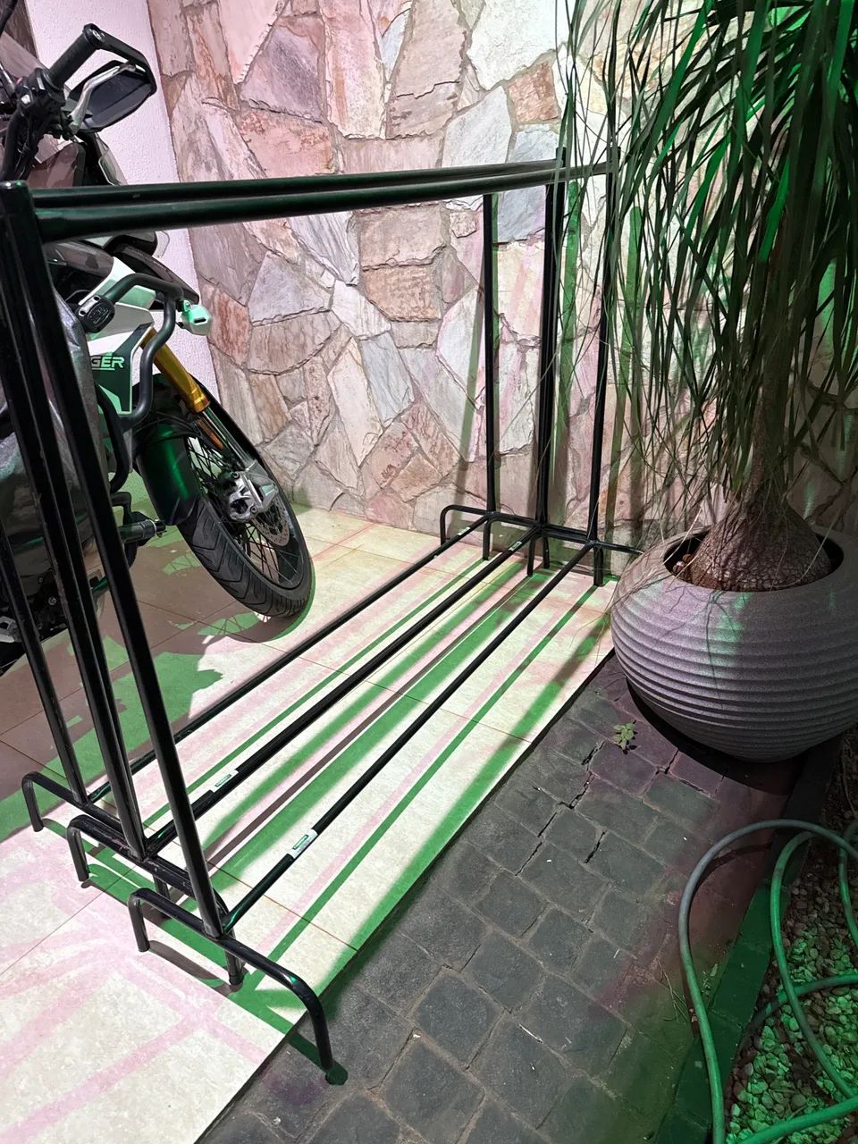 Araras de ferro galvanizado e pintura eletrostática  - Foto 2