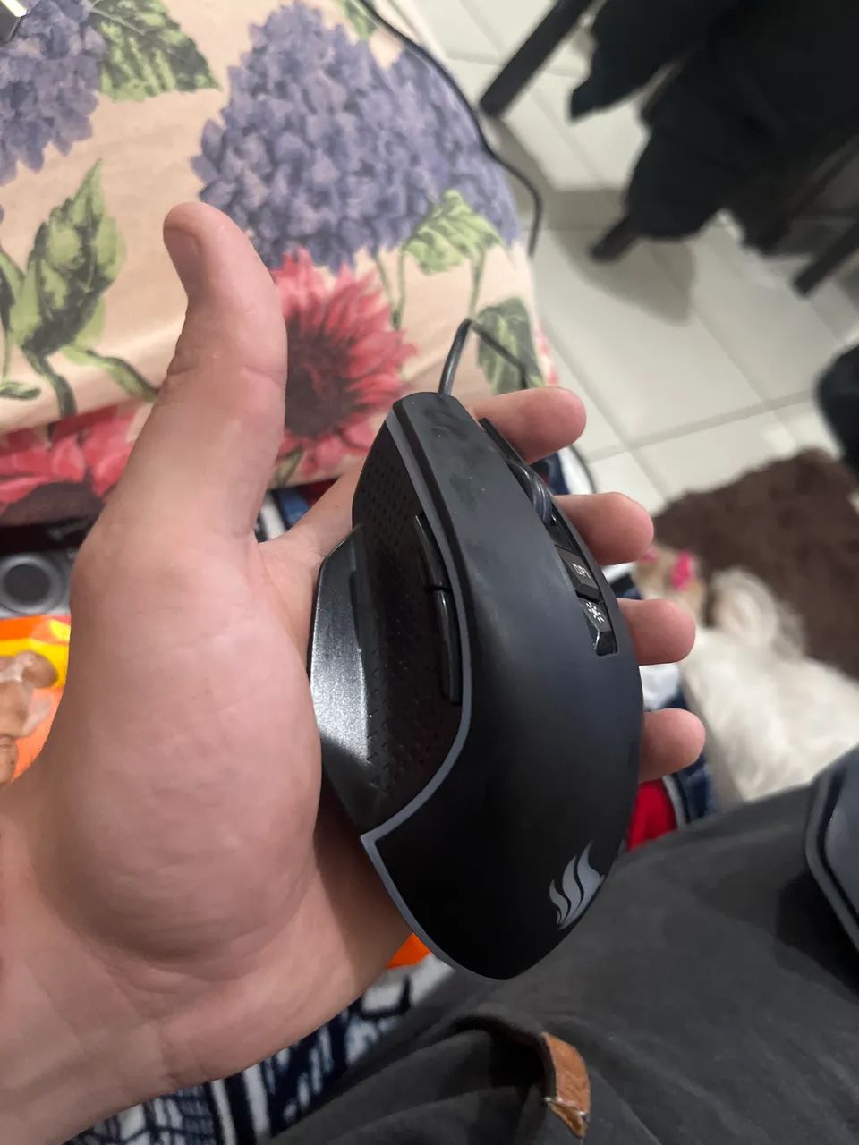 Vendo Kit Netuno com mouse-pad rgb, mouse gamer rgb e teclado rgb - Foto 3